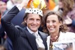Makkum en Franeker30 april 2008
Koninginnedag 2008 met Koningin Beatrix Prins Willem Alexander Friso Constantijn Maurits Floris Pieter Christiaan Pieter v Vollenhoven en de prinsessen Maxima Laurentien Mabel Aimee Anita Margriet en Marilene.
Peter Smulders bv