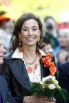 Apeldoorn 30 april 2009
Koninginnedag 2009 in apeldoorn met Koningin Beatrix Pieter v Vollenhoven Prinses Margriet Maxima Prins Willem Alexander Prins Constantijn Prinses Laurentien Prinses Mabel Prins Friso Prins Maurits Prinses Marilene Prins Pieter Christiaan Prinses Anita Prins Floris een zwangere Prinses Aimee en Prinses Annette. s middags probeerde een dwaas een aanslag te plegen op de koninklijke familie waarbij meerdere doden vielen.
Peter Smulders bv