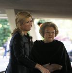 Apeldoorn, 8 Mei 2009
Speciale Herdenkingsdienst voor de slachtoffers van de ramp op Koninginnedag
Veel Politie, overal afzettingen met grote betonblokken.
Prinses Maxima
Foto Peter Smulders