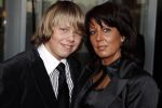 Rotterdam 16 december 2007
premiere Evita in het nieuwe Luxor theater. Rachel Hazes met zoon Andre jr