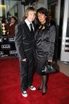 Rotterdam 16 december 2007
premiere Evita in het nieuwe Luxor theater. Rachel Hazes met zoon Andre jr