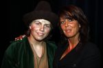 Amstelveen 27 september 2008
Premiere Kruistocht in ee spijkerbroek in schouwburg van Amstelveen. Andre Hazes Jr met Rachel en Roxeanne Hazes
Peter Smulders bv