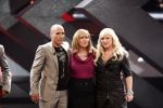 Hilversum 1 mei 2009
Halve finale van x factor in studio 22. Angela Groothuizen met Roan en Rachel
Peter Smulders bv