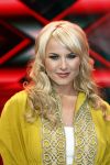 Hilversum 4 mei 2009
De 3 finalisten van x factor Lisa Rachel en Jamal met hun coaches Stacey Rookhuizen en Angela Groothuizen.
Peter Smulders bv