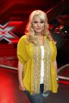 Hilversum 4 mei 2009
De 3 finalisten van x factor Lisa Rachel en Jamal met hun coaches Stacey Rookhuizen en Angela Groothuizen.
Peter Smulders bv