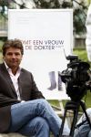 Amsterdam 23 april 2009
Persconferentie ivm de film er komt een vrouw bij de dokter naar het boek van Kluun bij het Hilton. Reinout Oerlemans gaat het regisseren en Anna Drijver Carice v Houten en Barry Atsma gaan de hoofdrollen spelen.
Peter Smulders bv