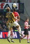 Arnhem, 20 April 2008 Kompetitiewedstrijd Vitesse-PSV, eindstand 0-1 Seizoen 2007/2008
PSV Landskampioen
Remco v d Schaaf in duel met Ibrahim Afellay