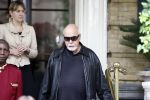 Amsterdam 5 juni 2008
Celine Dion haar man Rene Angelil en dochter Celine Najomi vertrekken uit het Amstel Hotel om vanaf schiphol oost met een prive vliegtuig naar Denemarken te vliegen.