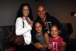 Hilversum 1 mei 2009
Roan van X factor met zijn vrouw en kinderen na uitschakeling in halve finale.
Peter Smulders bv