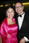 Rotterdam 16 december 2007
premiere Evita in het nieuwe Luxor theater. Rob de Nijs met vriendin Henriette