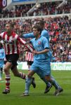 Eindhoven, 13 April 2008 Kampioenswedstrijd PSV-FC Twente, eindstand 1-1 Seizoen 2007/2008. PSV daardoor nog niet kampioen.
Robbie Wielaert in duel met Danny Koevermans