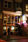 Amsterdam 25 november 2007
Robbie Williams bezoekt met zijn nieuwe vriendin Ayda Field en vrienden Amsterdam. Hij slaapt in het Amstel hotel en ging daarna naar een smartshop en een koffieshop.