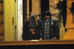 Amsterdam 25 november 2007
Robbie Williams bezoekt met zijn nieuwe vriendin Ayda Field en vrienden Amsterdam. Hij slaapt in het Amstel hotel en ging daarna naar een smartshop en een koffieshop.