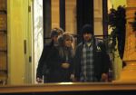 Amsterdam 25 november 2007
Robbie Williams bezoekt met zijn nieuwe vriendin Ayda Field en vrienden Amsterdam. Hij slaapt in het Amstel hotel en ging daarna naar een smartshop en een koffieshop.