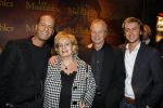 Amsterdam 21 januari 2009
Premiere Les Miserables in Carre. Ron Boszhard met zijn vader moeder en vriend van Carlo
Peter Smulders bv