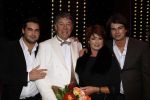 Utrecht 4 november 2007
Premiere Andre v Duin Revue met Ron Brandsteder in Beatrix theater. Ron met  Yvonne Brandsteder Rick en Bob