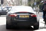 Amsterdam 19 maart 2008
Ron Brandsteder op de cornelis schuytstraat en daarna rijdt hij in zijn jaguar door het rode licht.
Peter Smulders bv