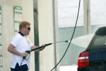 Vale do Lobo 6 mei 2008
Ronald Koeman is na zijn ontslag bij FC Valencia vertrokken naar Vale Do Lobo
Het wassen en tanken van zijn auto en boodschappen doen behoort tot de dagelijkse werkzaamheden