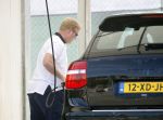 Vale do Lobo 6 mei 2008
Ronald Koeman is na zijn ontslag bij FC Valencia vertrokken naar Vale Do Lobo
Het wassen en tanken van zijn auto en boodschappen doen behoort tot de dagelijkse werkzaamheden