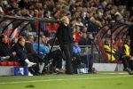 Eindhoven, 20 Oktober 2007
Kompetitiewedstrijd PSV-VVV, eindstand 3-1
Seizoen 2007/2008
PSV-trainer Ronald Koeman voor zijn dugout