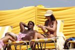 Noordwijk 24 juli 2008
Patrick Kluivert op het strand bij huis ter Duin met Rossana Lima en zijn zoons Shane Quincy Ruben en Justin.