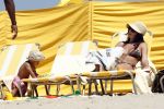 Noordwijk 24 juli 2008
Patrick Kluivert op het strand bij huis ter Duin met Rossana Lima en zijn zoons Shane Quincy Ruben en Justin.