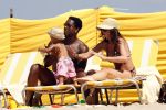 Noordwijk 24 juli 2008
Patrick Kluivert op het strand bij huis ter Duin met Rossana Lima en zijn zoons Shane Quincy Ruben en Justin.