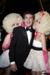Amsterdam 26 oktober 2007
Uitreiking televizierring 2007 in carre. Ruben Nicolai met 2 sexy dames