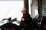 Amsterdam 21 april 2009
Rutger Hauer op zijn honda gold wing motor in amsterdam. Hij heeft een soort aanhanger achter zijn motor hangen en riookt heerlijk een sigaret.
Peter Smulders bv