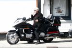 Amsterdam 21 april 2009
Rutger Hauer op zijn honda gold wing motor in amsterdam. Hij heeft een soort aanhanger achter zijn motor hangen en riookt heerlijk een sigaret.
Peter Smulders bv