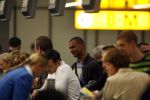 Schiphol 5 juli 2007
Gordon met zijn nieuwe vriend Edwin  en oa Ruud Gullit Christine Kroonenberg en Marc v d Linden op schiphol. Ze gaan de verjaardag van Gordon vieren op Mykanos.