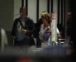 Schiphol 5 juli 2007
Gordon met zijn nieuwe vriend Edwin  en oa Ruud Gullit Christine Kroonenberg en Marc v d Linden op schiphol. Ze gaan de verjaardag van Gordon vieren op Mykanos.
