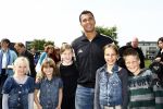 Velperbroek 9 mei 2009
Ruud Gullit bezoekt sportdag voor hangjongeren in Velperbroek.