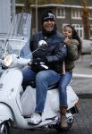 Amsterdam 12 november 2007
Ruud Gullit met zijn dochter Joelle op zijn vespa scooter.
