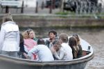 Amsterdam 9 mei 2008
Sander Vahle met een vriendin en Menno Kohler met zijn vriendin samen varend in een sloep op de grachten