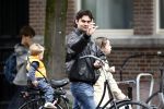 Amsterdam 27 mei 2008
Sander v d Laar met zijn zoontje Vince en India de dochtyer van Irene v d Laar op de fiets.