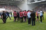 Arnhem, 20 April 2008 Kompetitiewedstrijd Vitesse-PSV, eindstand 0-1 Seizoen 2007/2008
PSV Landskampioen
Rob Fleur intervieuwt Sef Vergoossen na afloop van de wedstrijd