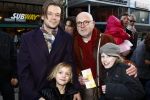 Amsterdam 25 januari 2009
Premiere de dappere muis in Tuschinski. Serge henri Valcke met kennis en zijn kinderen
Peter Smulders bv