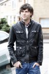 Volendam 19 mei 2009
Vandaag werd bekend gemaakt dat Yolanthe Cabau v Kasbergen en Jan smit na 2 en een half jaar hun relatie hebben verbroken. Voor hun huis stond veel pers en fans. Simon Keizer
Peter Smulders bv