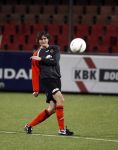 Volendam 24 maart 2009
Artiesten volendam waaronder Jan Smit en Simon Keizer voetballen in het stadion van Volendam tegen oa Mental Theo nabuurs Grad Damen en Rashid. Dick Jol is de scheidsrechter. Uiteindelijk wint brabant met 2-4
Peter Smulders bv