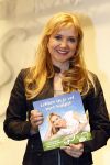 Utrecht 12 maart 2008
Sonja Bakker presenteert boek in samenwerking met Miss Etam.
Peter Smulders bv