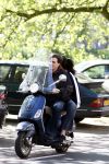 Amsterdam 13 mei 2009
Steve Brown met een vriendin op zijn vespa scooter.
Peter Smulders bv