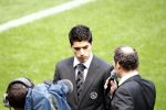 Amsterdam 10 mei 2009
Ajax-fc twente in de arena. De harde kern ajax supporters komt de eerste helft niet kijken en heeft spanddoeken opgehangen om te protesteren tegen het beleid bij ajax. Suarez wordt door Danny Blind gekroond tot beste speler van het afgelopen jaar
Peter Smulders bv