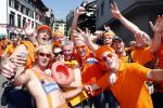 Basel 21 juni 2008
Nederland speelt in de 1/4 finale op de ek tegen Rusland. In Basel lopen 150000 supporters van Nederland en maken er een feestje van.