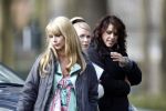 Laren 14 april 2008
Opnames Gooische vrouwen  met Linda de Mol Susan Visser Tjitske Reidinga en Alex Klaasen. Ze rijden in Gooische vrouwen met Linda de Mol haar porsche cabrio.