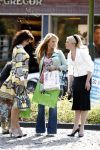 Laren 14 april 2008
Opnames Gooische vrouwen  met Linda de Mol Susan Visser Tjitske Reidinga en Alex Klaasen. Ze rijden in Gooische vrouwen met Linda de Mol haar porsche cabrio.