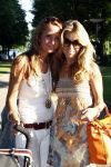 Basel 21 juni 2008
Nederland speelt in de kawrt finale op de ek tegen Rusland. In Basel lopen 150000 supporters van Nederland en maken er een feestje van.  Sylvie v d Vaart en Ramona Snijder met haar zoontje