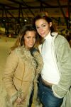 Zoetermeer 31 januari 2004
Fanclubdag van Costa in snowworld.
Sylvie v d Vaart en Froukje de Both