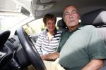 Den Haag 20 juni 2008
Ien en Theo Borg bij hun auto. 
Vanwege de hoge benzineprijs kunnen ze bijna geen auto meer rijden