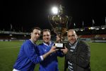 Volendam 24 maart 2009
Artiesten volendam waaronder Jan Smit en Simon Keizer voetballen in het stadion van Volendam tegen oa Mental Theo nabuurs Grad Damen en Rashid. Dick Jol is de scheidsrechter. Uiteindelijk wint brabant met 2-4
Peter Smulders bv